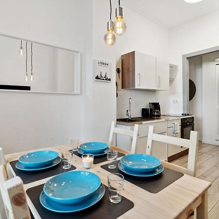 Sweet Central Tiny Apartment For 4 People 베를린 외부 사진